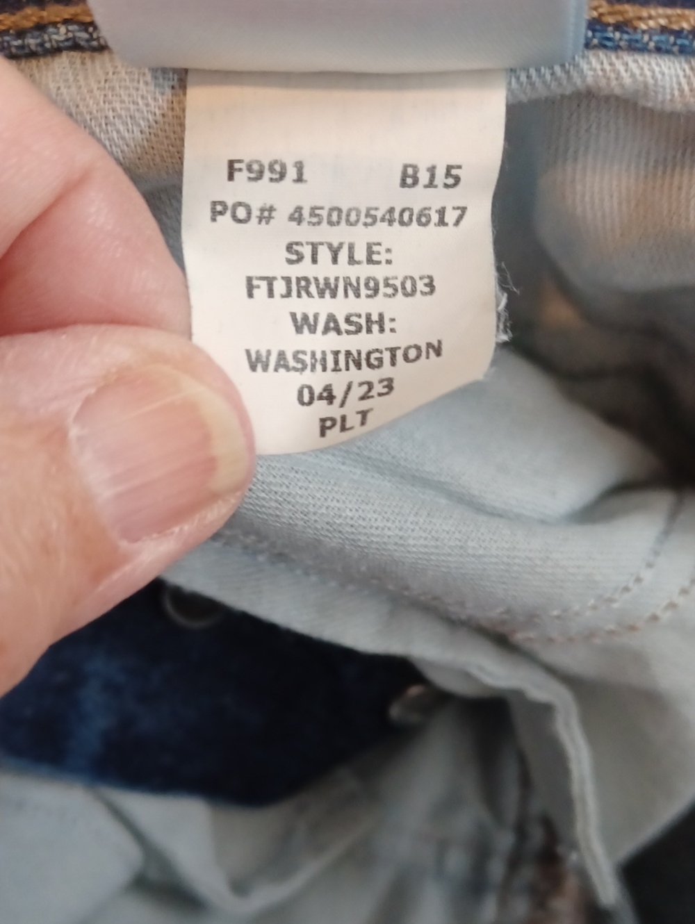 Favorite Daughter The Otto High Rise Boyfriend Ankle. Washington Button Size 28 - Picture 10 of 12